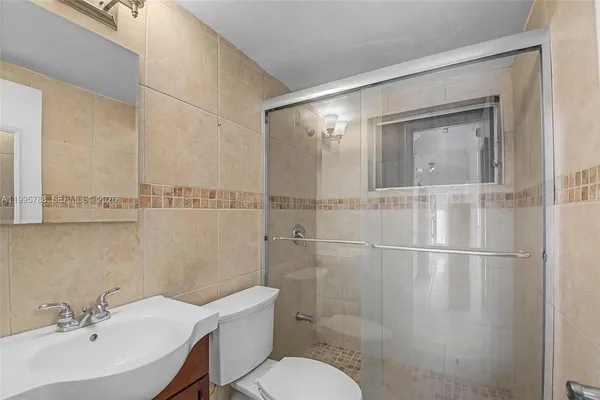 $1,700 | 60 Northwest 79th Street, Unit 23, Miami, FL 33150