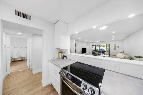 $225,000 | 130 South Cypress Road, Unit 612, Pompano Beach, FL 33060