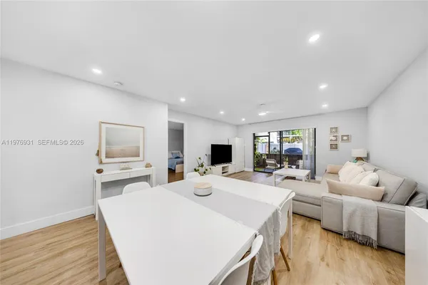 $225,000 | 130 South Cypress Road, Unit 612, Pompano Beach, FL 33060