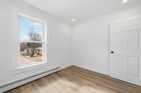 $289,900 | 84 Hillside Avenue, Northumberland, NH 03582