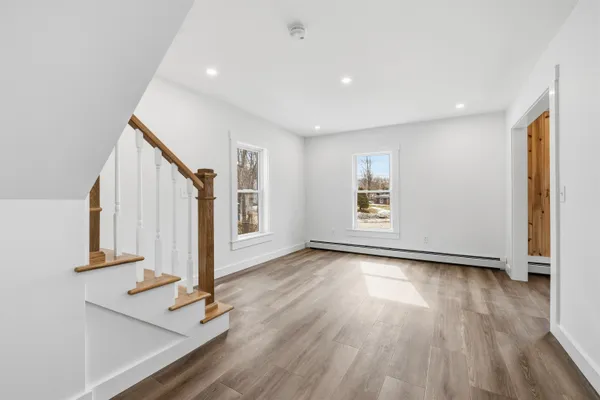 $289,900 | 84 Hillside Avenue, Northumberland, NH 03582