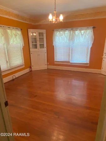 $130,000 | 112 West Magnolia Street, Ville Platte, LA 70586
