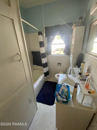 $130,000 | 112 West Magnolia Street, Ville Platte, LA 70586