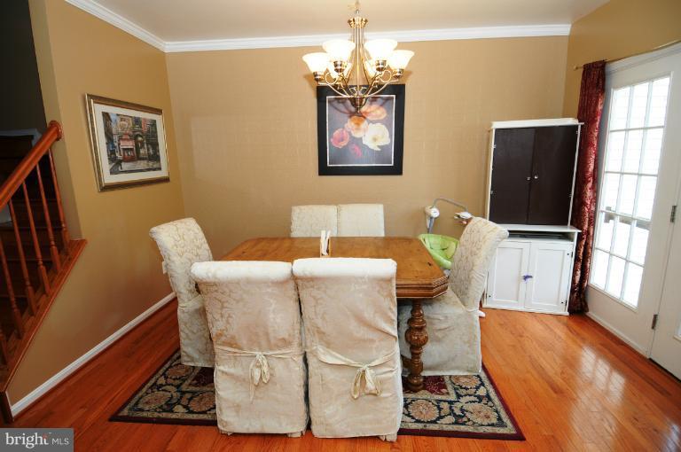 9055 Two Bays Road Lorton, VA 22079 - Photo 4 of 12 Kitchen