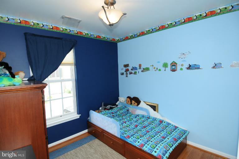 9055 Two Bays Road Lorton, VA 22079 - Photo 7 of 12 Bedroom