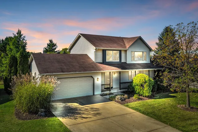 $435,000 | 2520 Amber Lane, Mount Pleasant, WI 53406