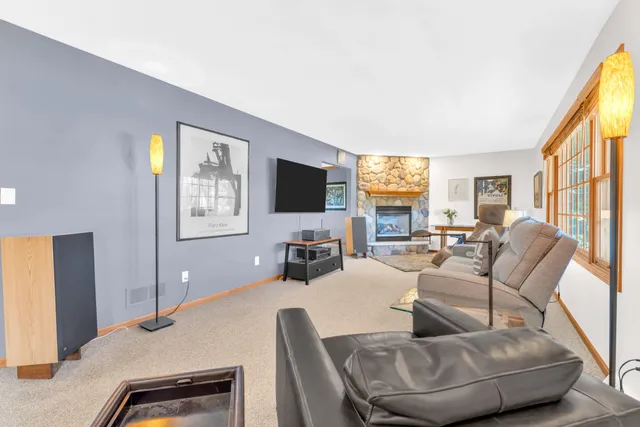 $435,000 | 2520 Amber Lane, Mount Pleasant, WI 53406