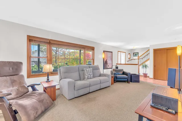 $435,000 | 2520 Amber Lane, Mount Pleasant, WI 53406