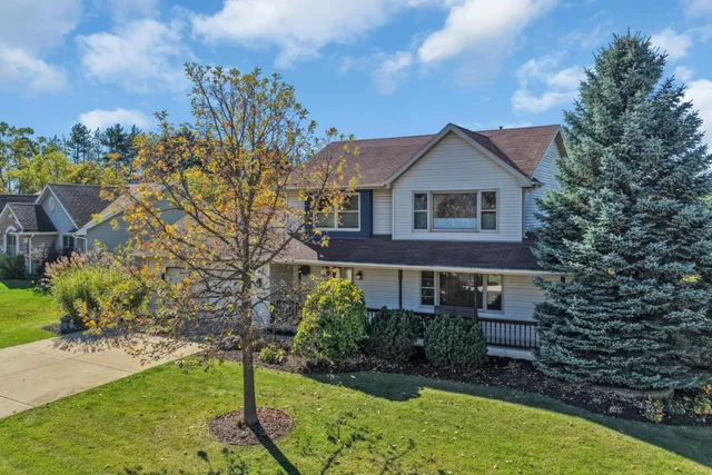 $435,000 | 2520 Amber Lane, Mount Pleasant, WI 53406