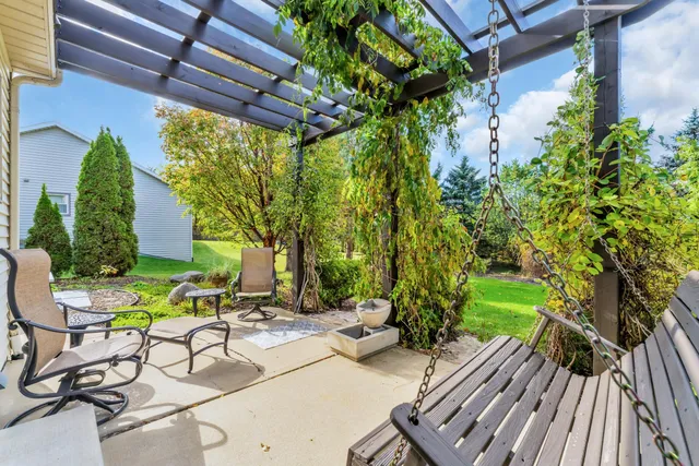 $435,000 | 2520 Amber Lane, Mount Pleasant, WI 53406