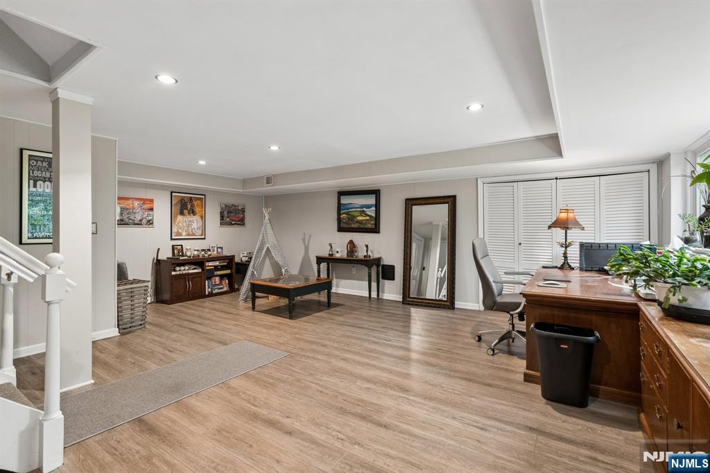 81 Mountain Road Verona, NJ 07044 - Photo 24 of 31