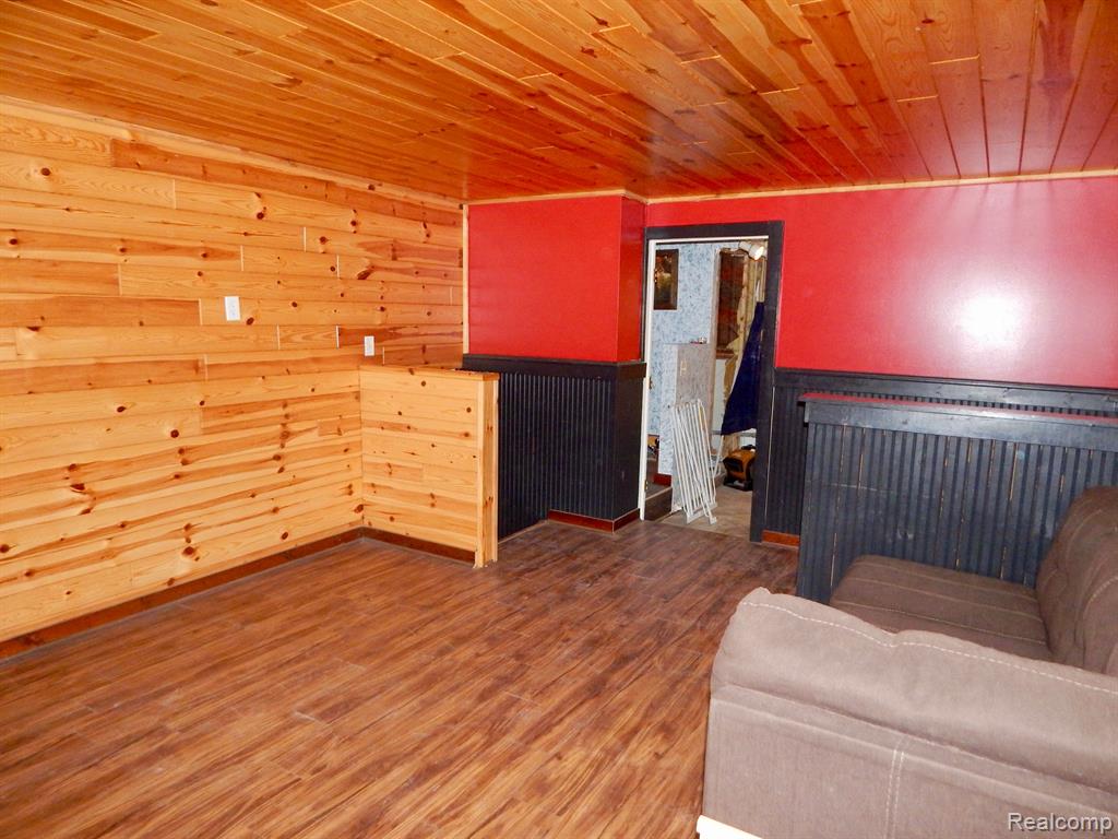 13128 Tuscola Road Clio, MI 48420 - Photo 9 of 16