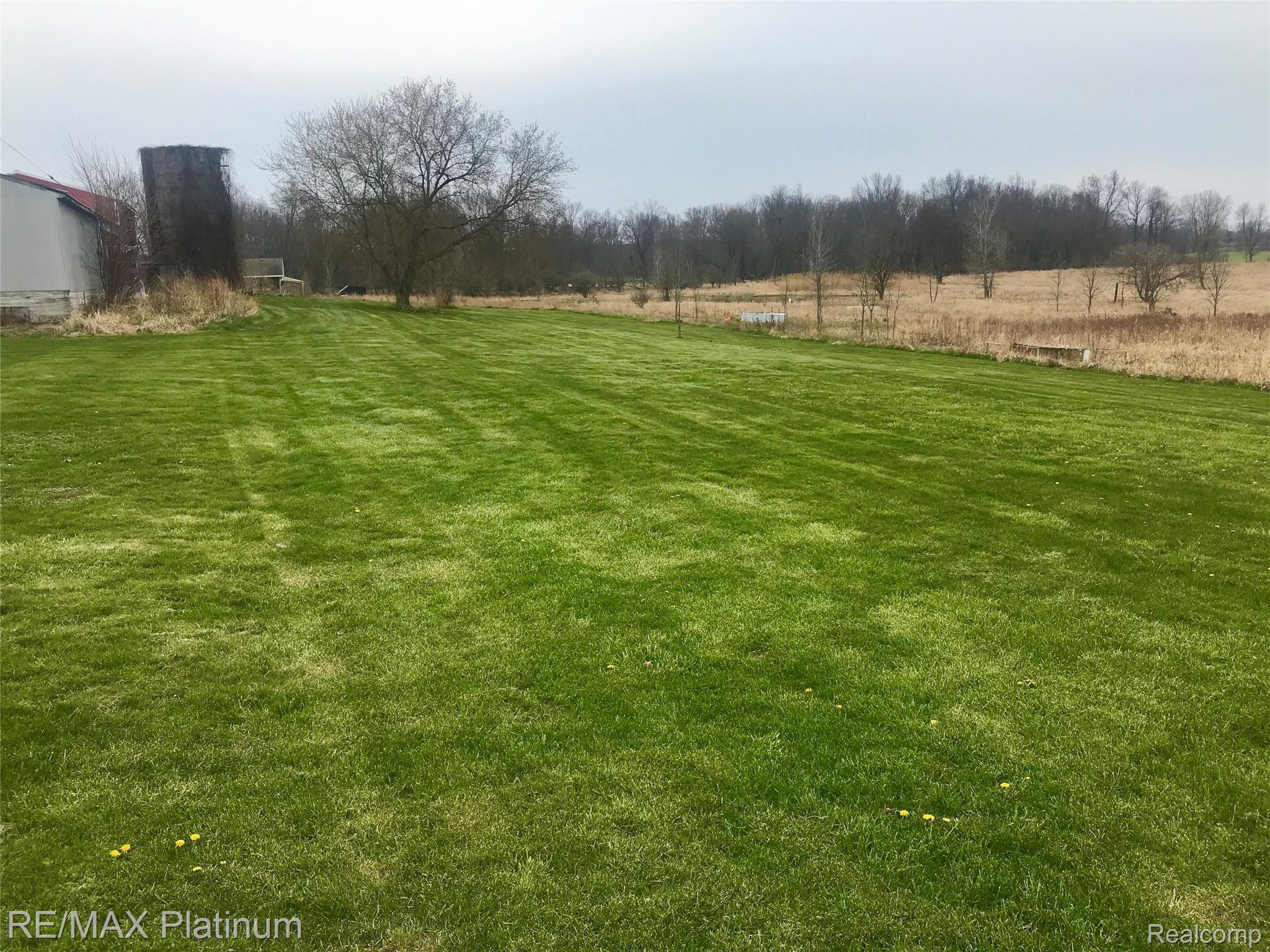 13348 South Reed Road Byron, MI 48418 - Photo 27 of 31 IMG_1446.jpg