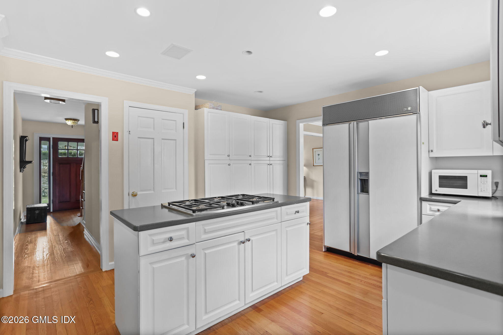 153 Lockwood Road Riverside, CT 06878 - Photo 18 of 58 17-web-or-mls-153-lockwood-rd