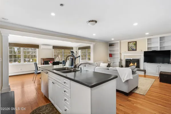 $2,589,000 | 153 Lockwood Road, Riverside, CT 06878