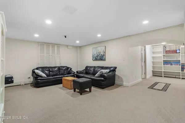 $2,589,000 | 153 Lockwood Road, Riverside, CT 06878