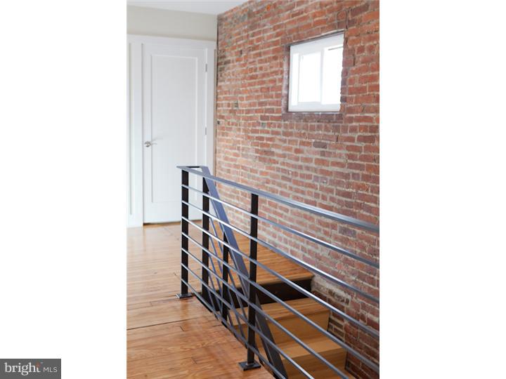 113 Cuthbert Street, Unit 3 Philadelphia, PA 19106 - Photo 8 of 24 Gallery Image 8