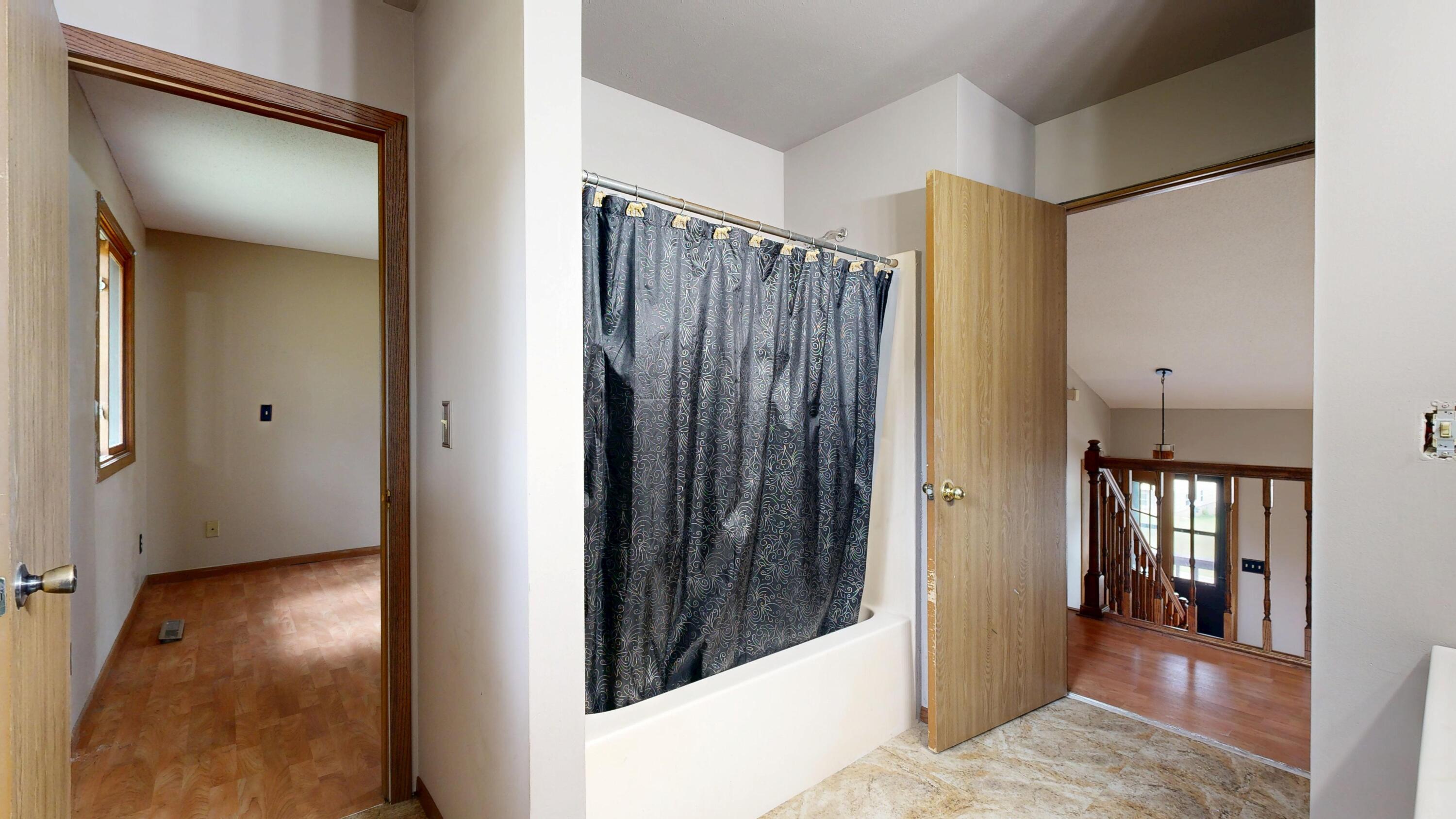 1411 North Street Sparta, WI 54656 - Photo 16 of 31 bathroom