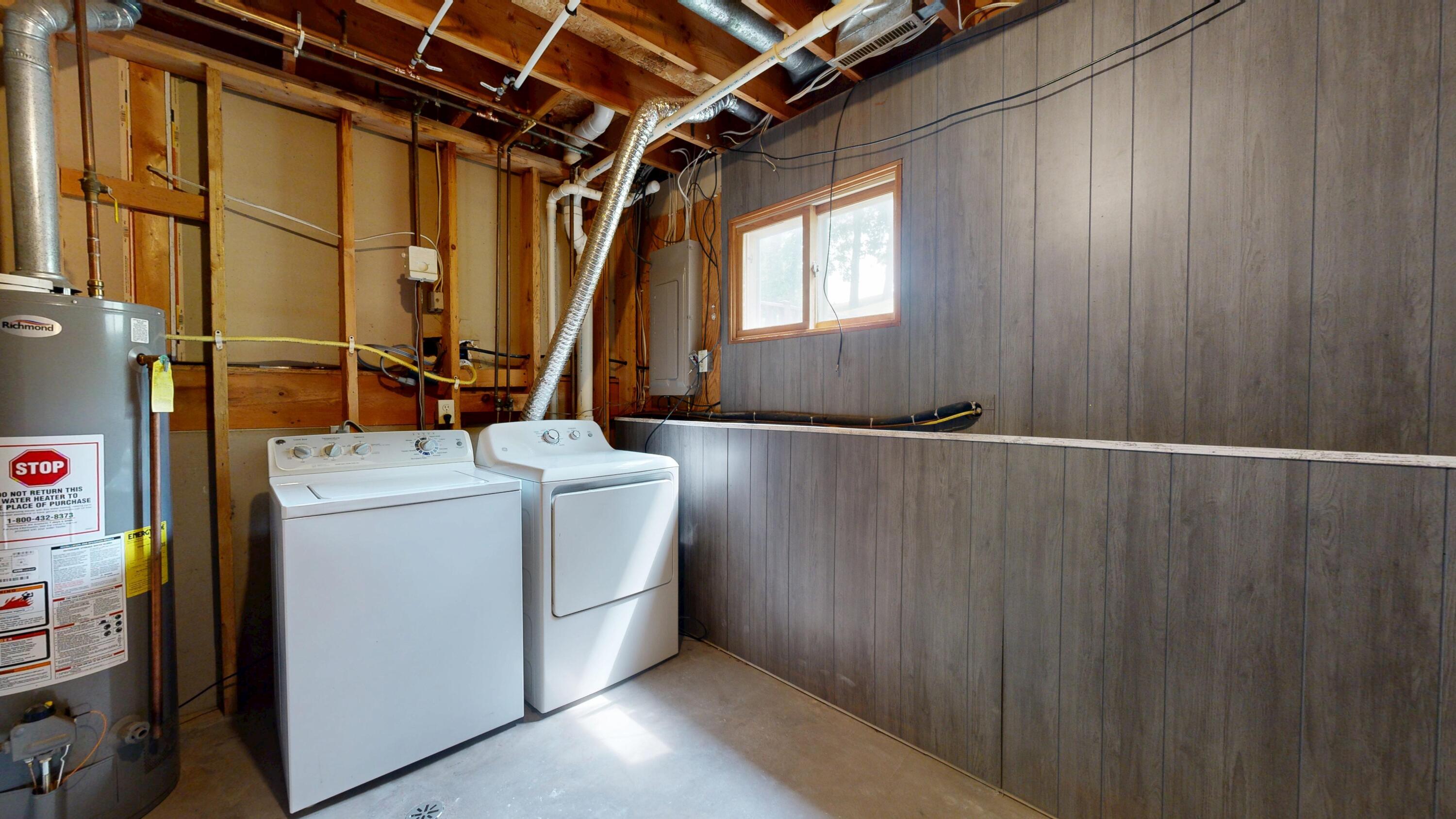 1411 North Street Sparta, WI 54656 - Photo 21 of 31 Laundry