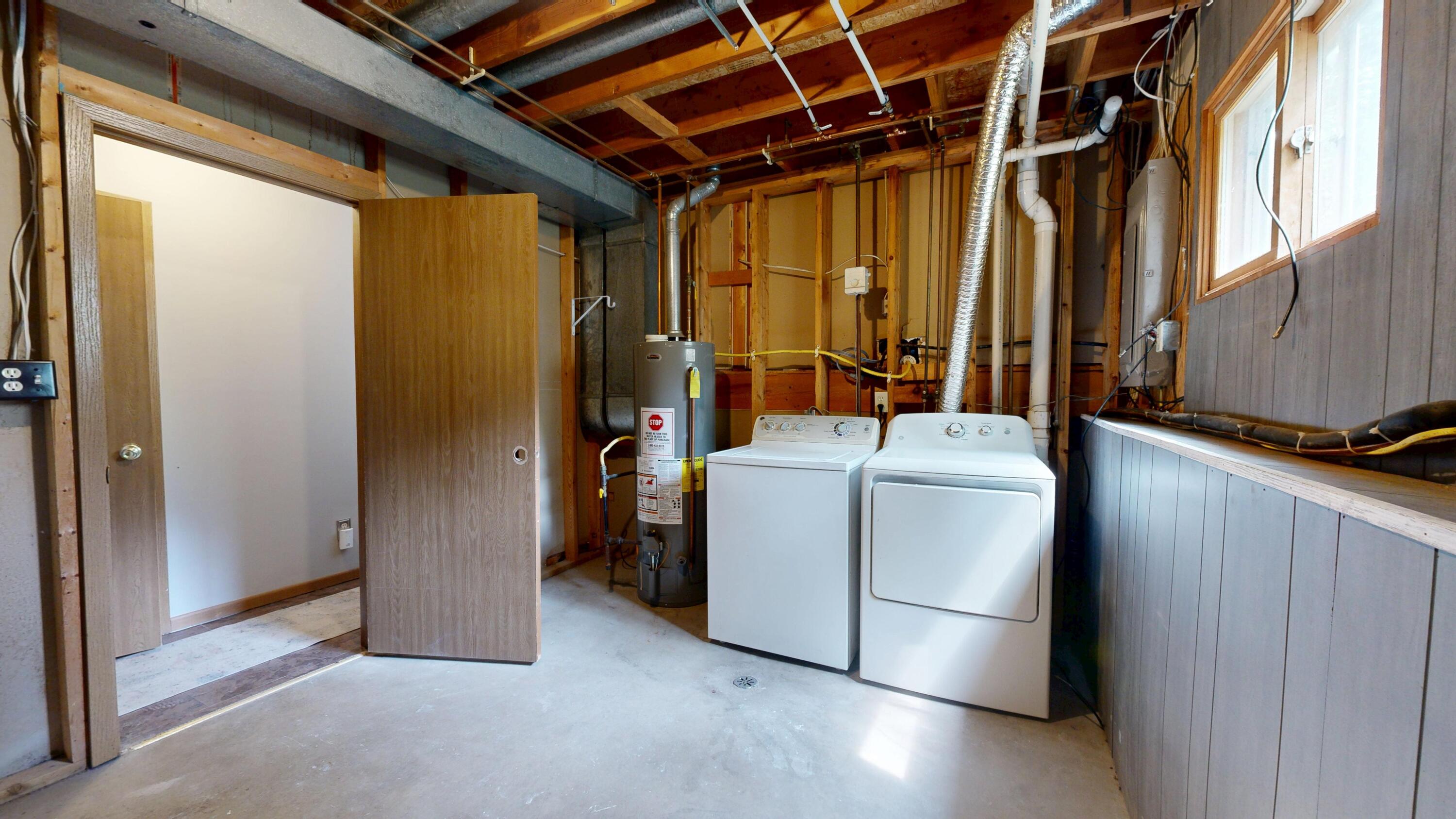 1411 North Street Sparta, WI 54656 - Photo 22 of 31 Laundry