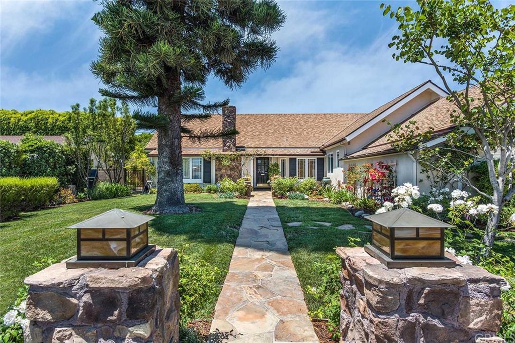 11351 Foster Road Rossmoor, CA 90720 - Photo 1 of 1 Gallery Image 1