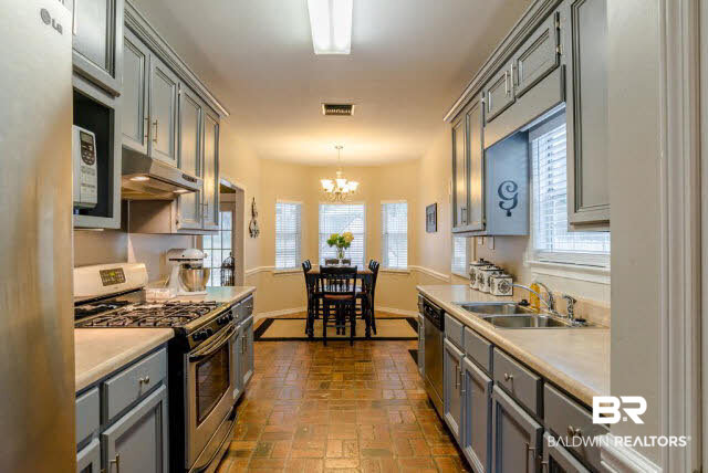 6709 Autumn Ridge Drive Mobile, AL 36695 - Photo 5 of 25