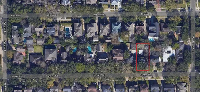 a view of appliances and dining room