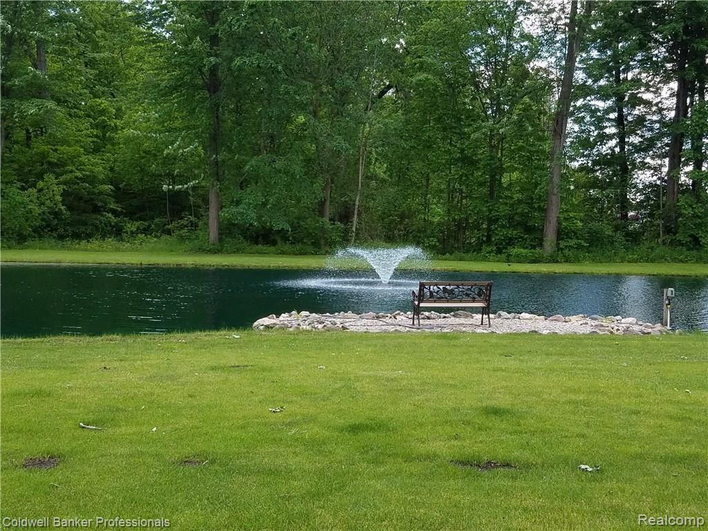 383 Henderson Road Howell, MI 48855 - Photo 5 of 41 Quite Sitting area to view nature.