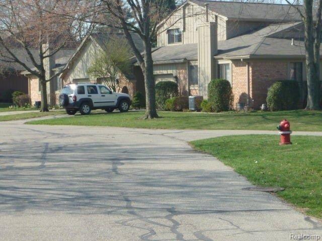 1850 Allenway Court Rochester, MI 48309 - Photo 21 of 25 P1020496.jpg