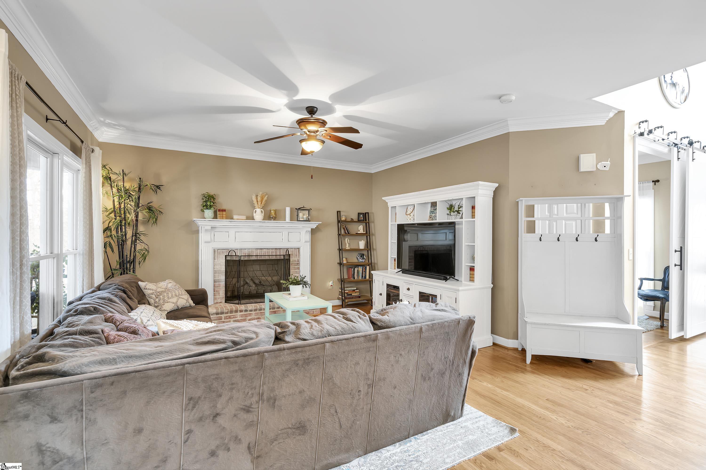 305 Quail Ridge Drive Simpsonville, SC 29680 - Photo 4 of 33 Gallery Image 4