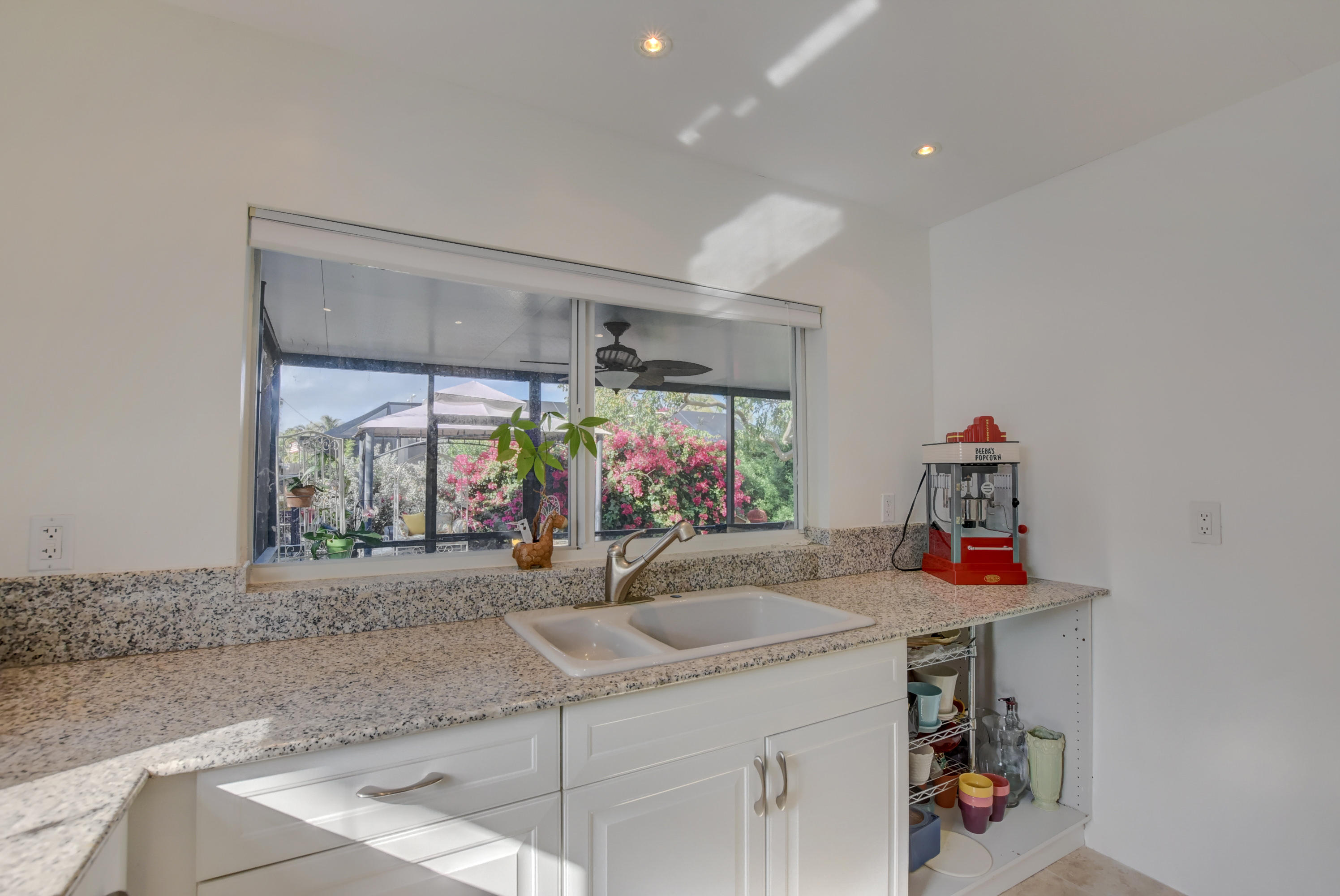 987 Southwest 7th Street Boca Raton, FL 33486 - Photo 12 of 30 lh 987 sw 8th st-25