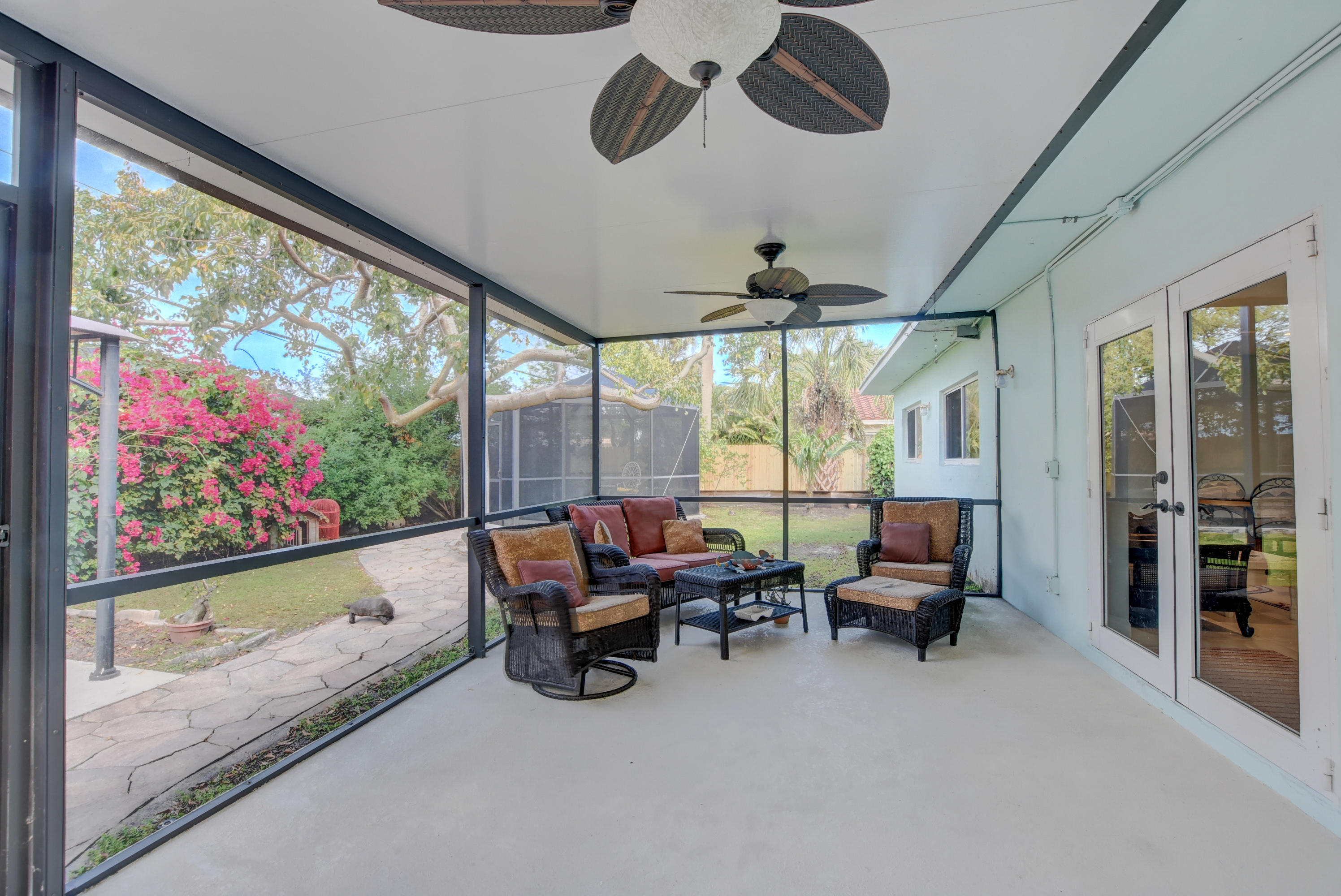 987 Southwest 7th Street Boca Raton, FL 33486 - Photo 13 of 30 lh 987 sw 8th st-27