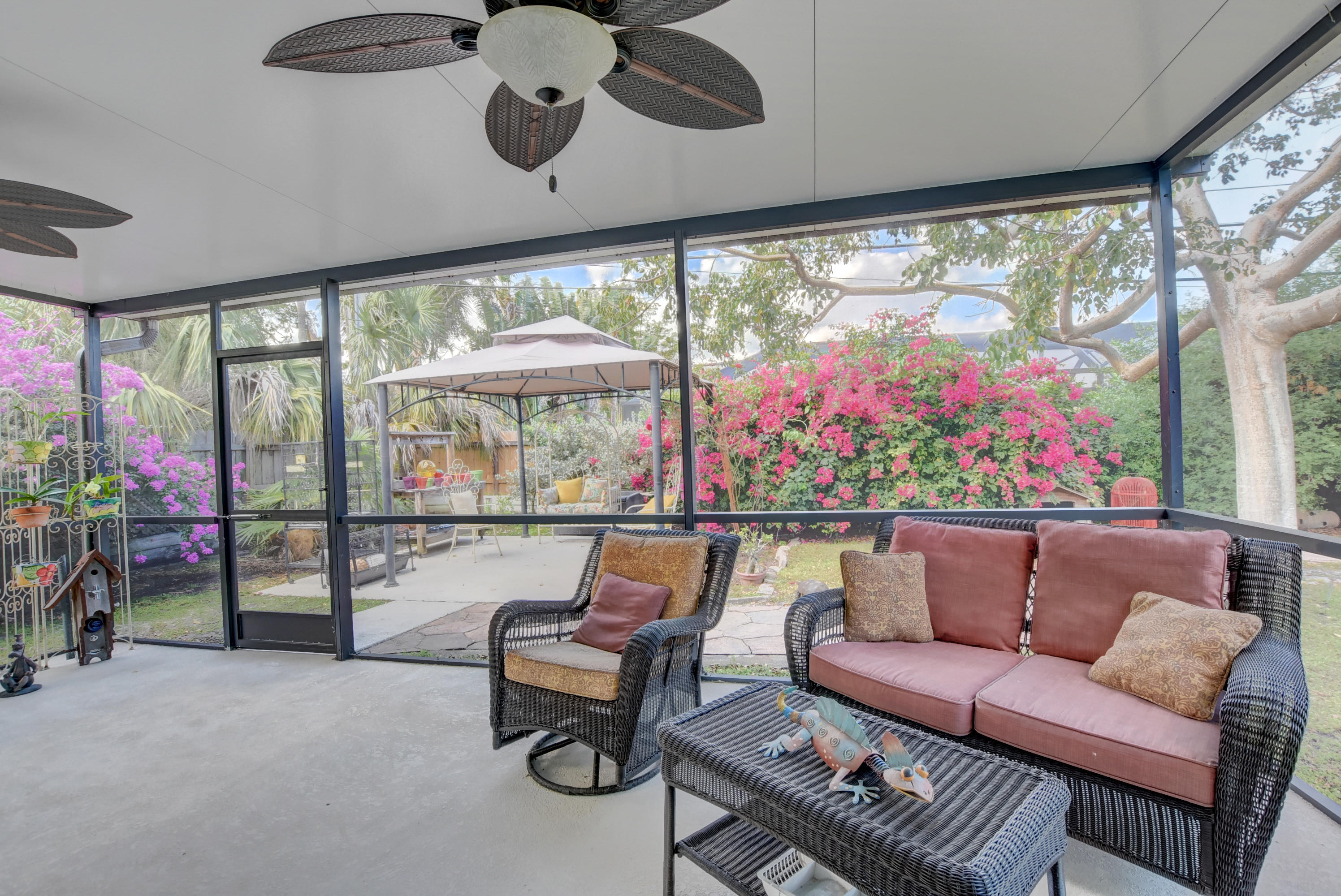 987 Southwest 7th Street Boca Raton, FL 33486 - Photo 14 of 30 lh 987 sw 8th st-28