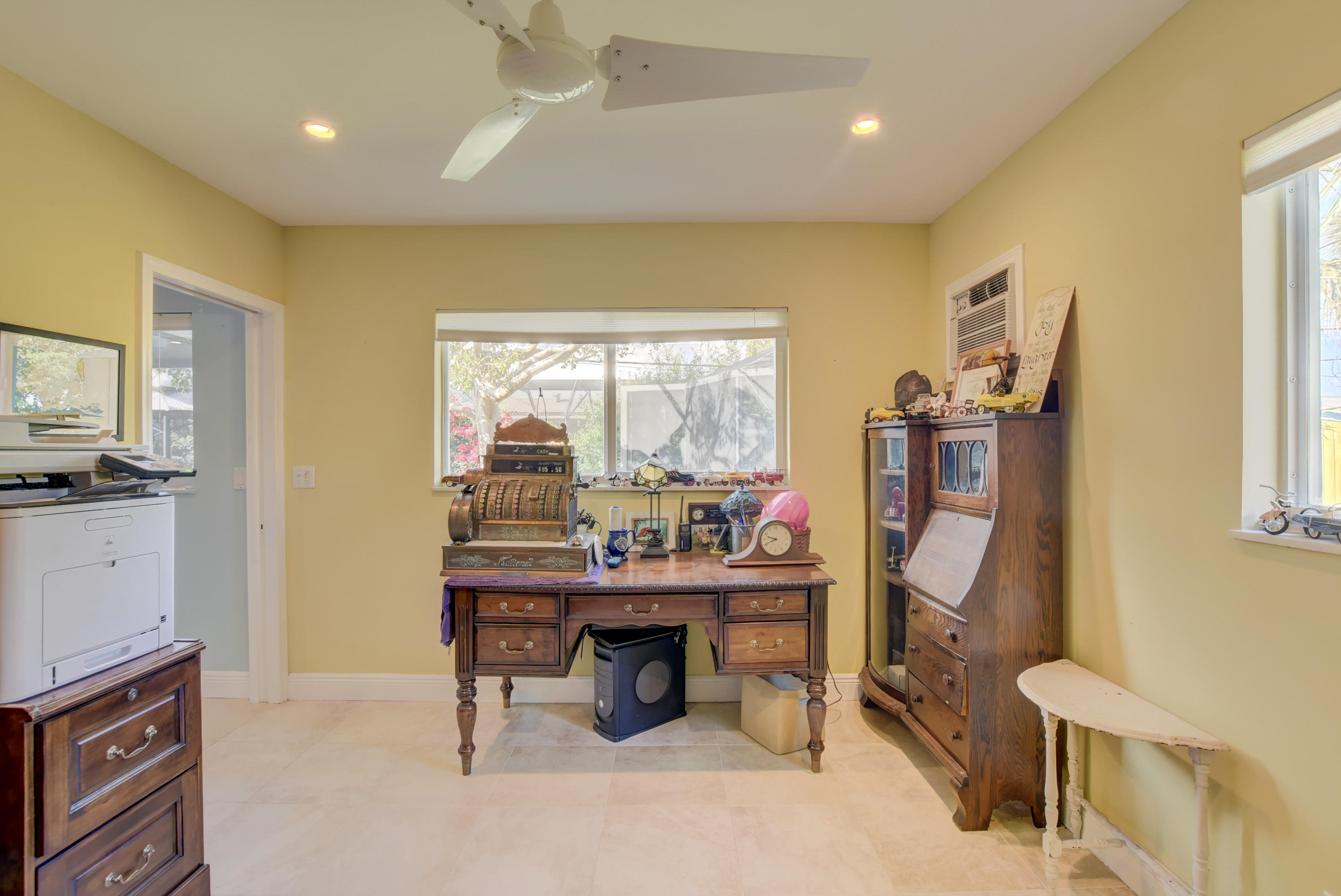 987 Southwest 7th Street Boca Raton, FL 33486 - Photo 20 of 30 lh 987 sw 8th st-26