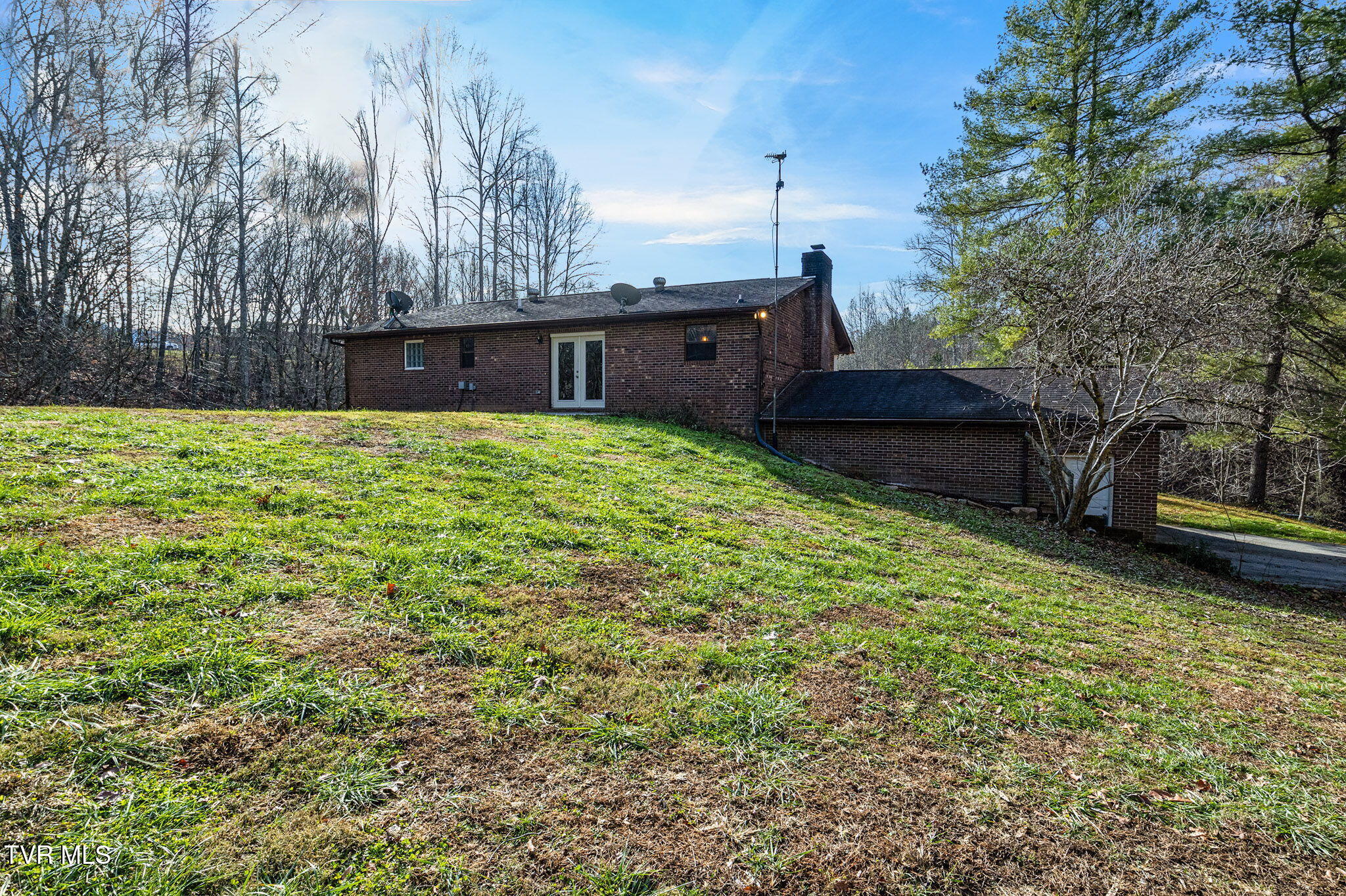 2313 Hall Road Dandridge, TN 37725 - Photo 34 of 35 62