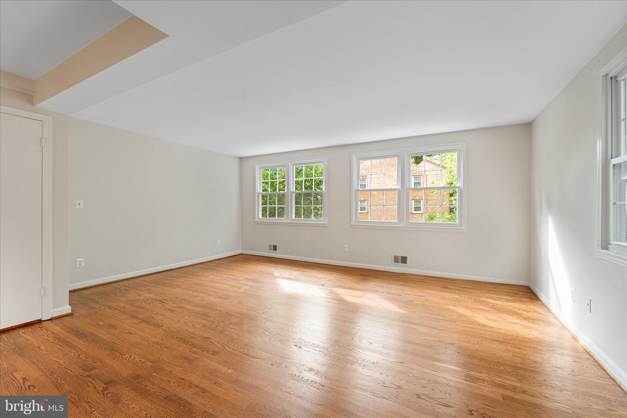 3885 Chain Bridge Road Fairfax, VA 22030 - Photo 16 of 50