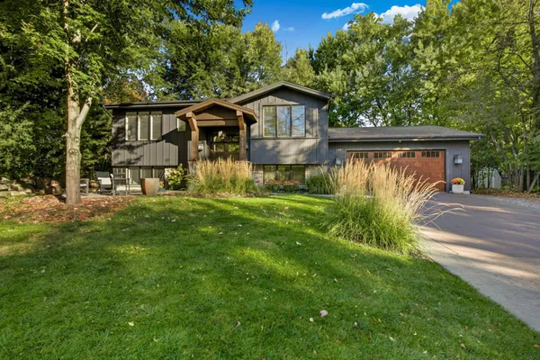 $649,900 | 4672 Walnut Street, Medina, MN 55359