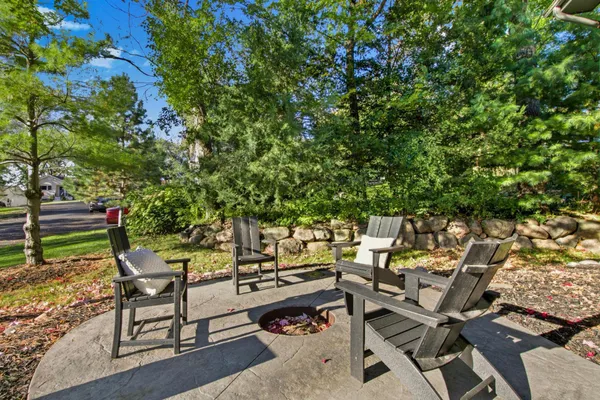 $649,900 | 4672 Walnut Street, Medina, MN 55359