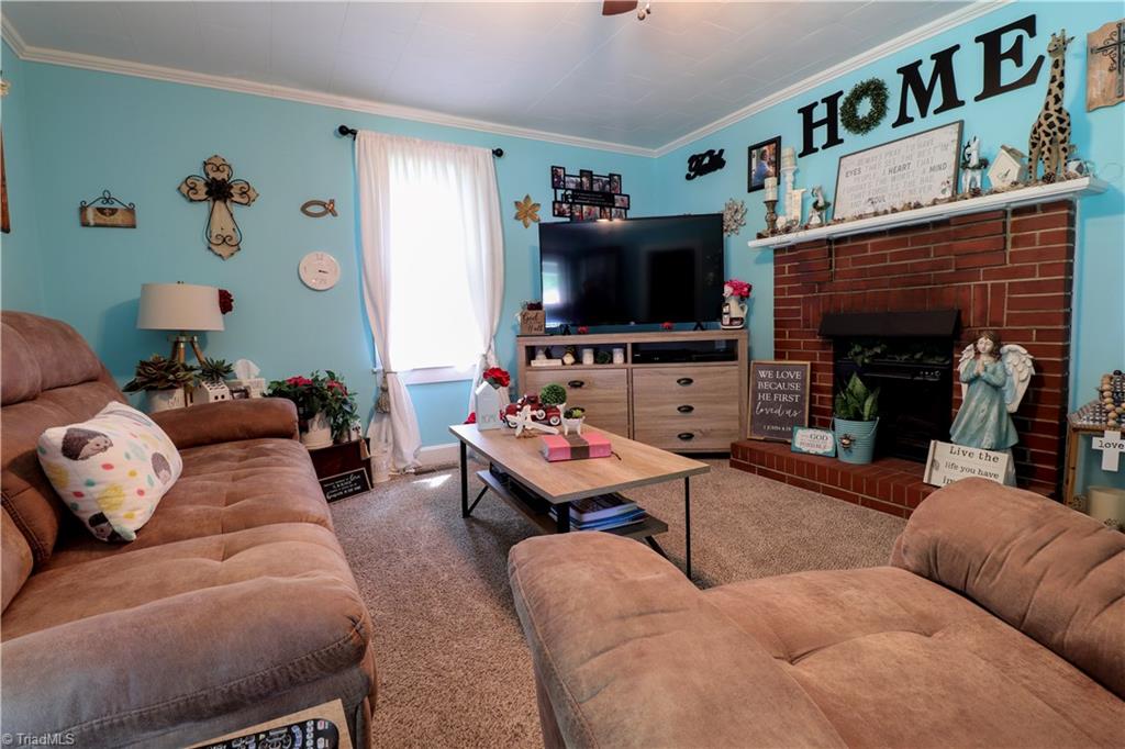 895 Fowler Road Walnut Cove, NC 27052 - Photo 8 of 28 Gallery Image 8
