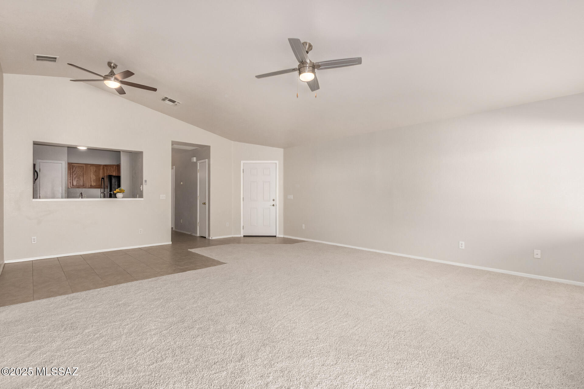 2537 Chisel Court Oro Valley, AZ 85755 - Photo 4 of 24