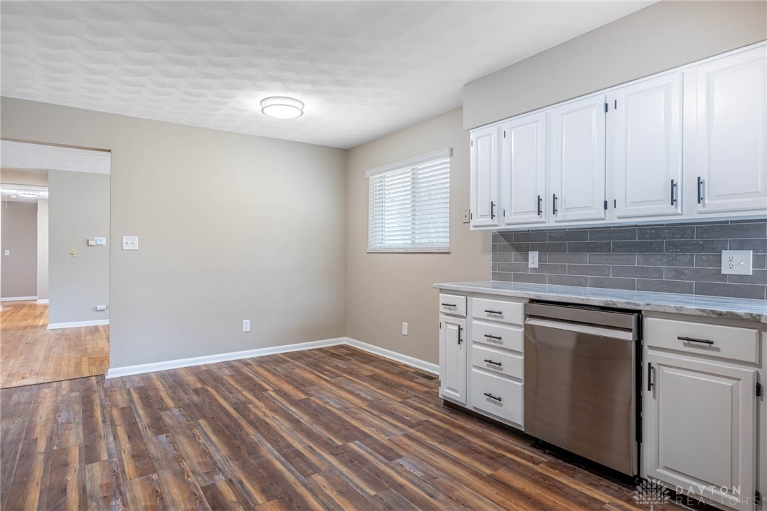 4154 Lotz Road Kettering, OH 45429 - Photo 9 of 38 Gallery Image 9