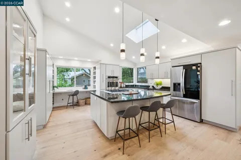 $2,795,000 | 41 Kellie Ann Court, Orinda, CA 94563