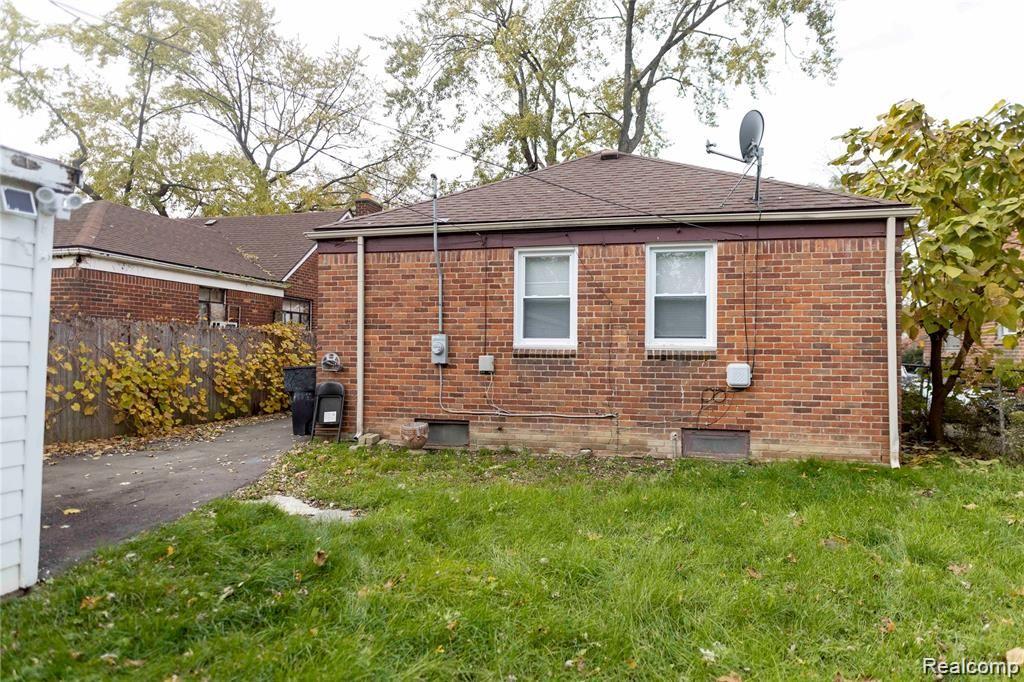 17550 Westmoreland Road Detroit, MI 48219 - Photo 3 of 20 3L0A0012.JPG
