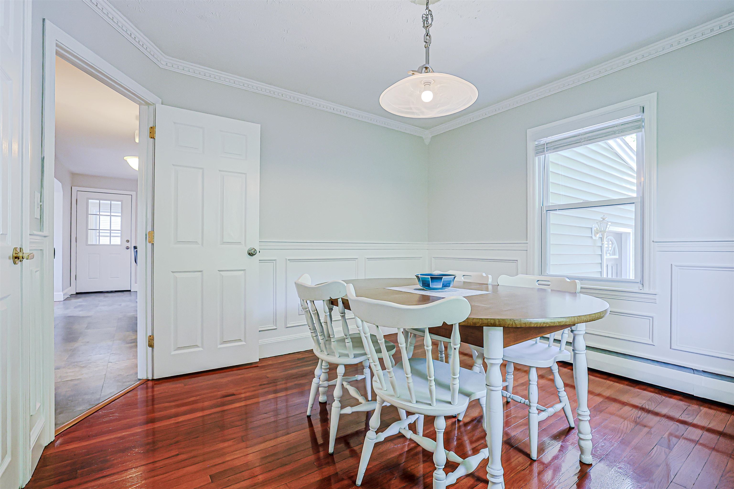 99 Knowlton Street Manchester, NH 03103 - Photo 13 of 35
