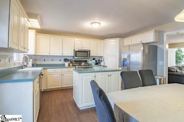 $890,000 | 84-86 Benson Road, Travelers Rest, SC 29690