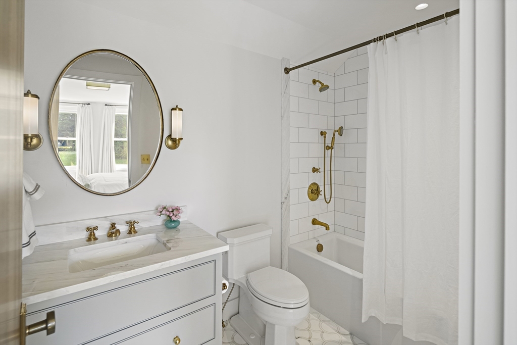 8 Silver Hill Road Lincoln, MA 01773 - Photo 16 of 33 Gallery Image 16