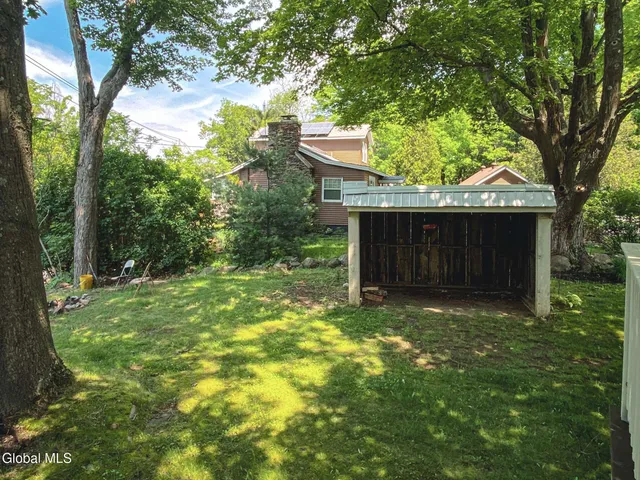 $525,000 | 5 Hanneford Road, Queensbury, NY 12804