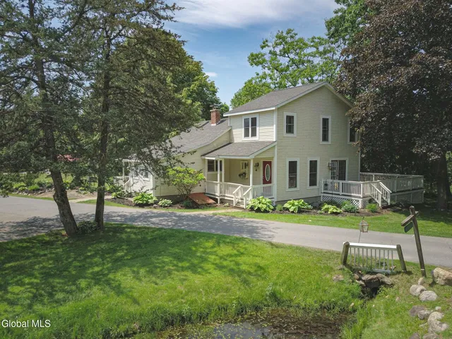 $525,000 | 5 Hanneford Road, Queensbury, NY 12804