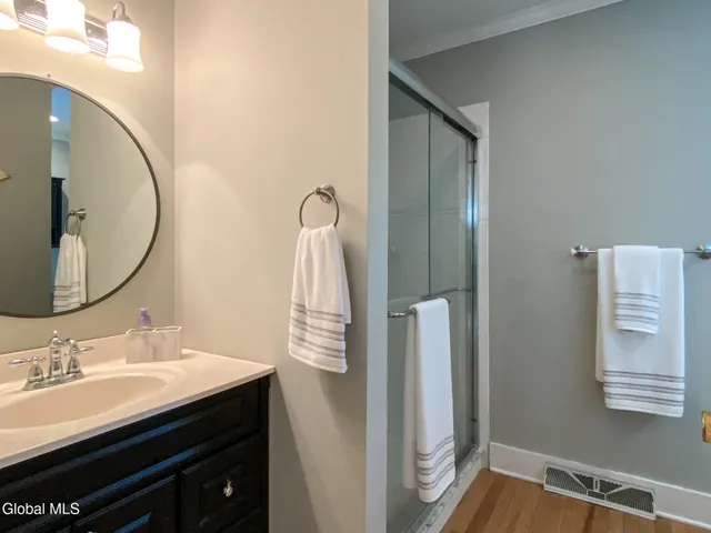 $525,000 | 5 Hanneford Road, Queensbury, NY 12804