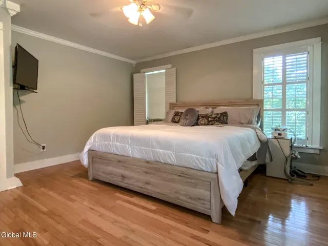 $525,000 | 5 Hanneford Road, Queensbury, NY 12804